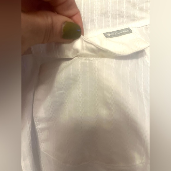 Columbia Titanium Omni-Dry Women Sleeveless Athletic Button down, pockets, vent - Picture 4 of 9